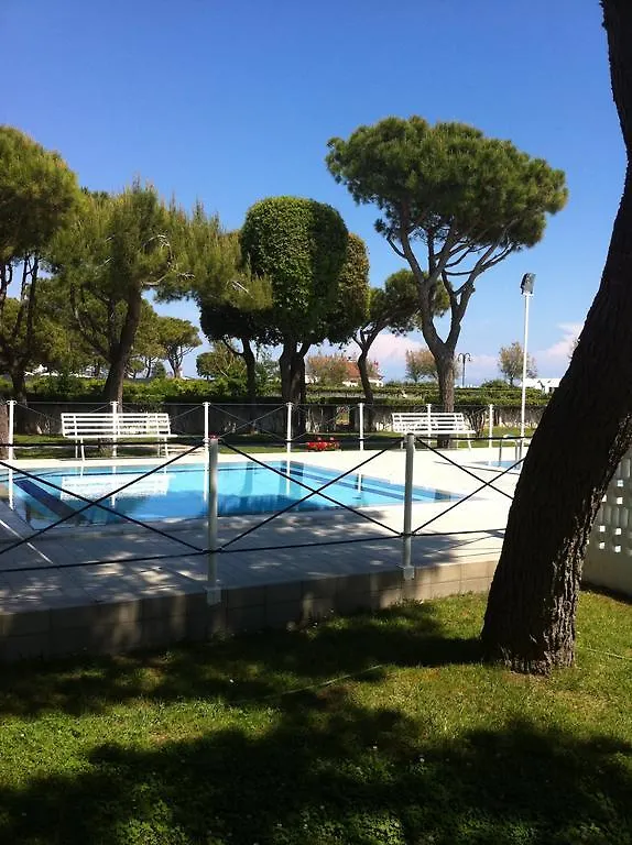 Park Residence - Walterigato Apartments Solo Per Famiglie Lido di Jesolo 0*,